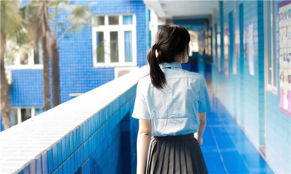 海尾镇如何找到一个可以帮助我生孩子的女人？